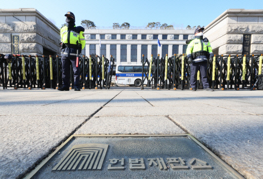 헌법재판소는 10일 최상목 대통령 권한대행이 마은혁 헌법재판관 후보자를 임명하지 않은 것에 대한 권한쟁의심판 2차 변론을 재개한다.[연합뉴스]